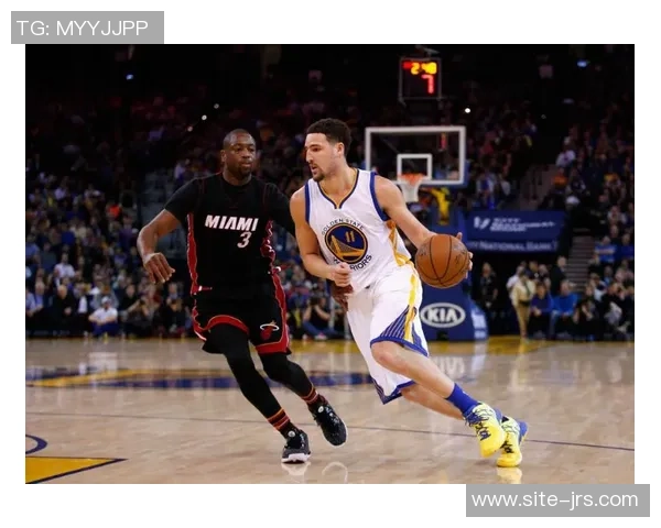 2014年热火与勇士经典对决回顾揭示篮球战术与球员风采的精彩瞬间 2014年热火与勇士经典对决回顾揭示篮球战术与球员风采的精彩瞬间